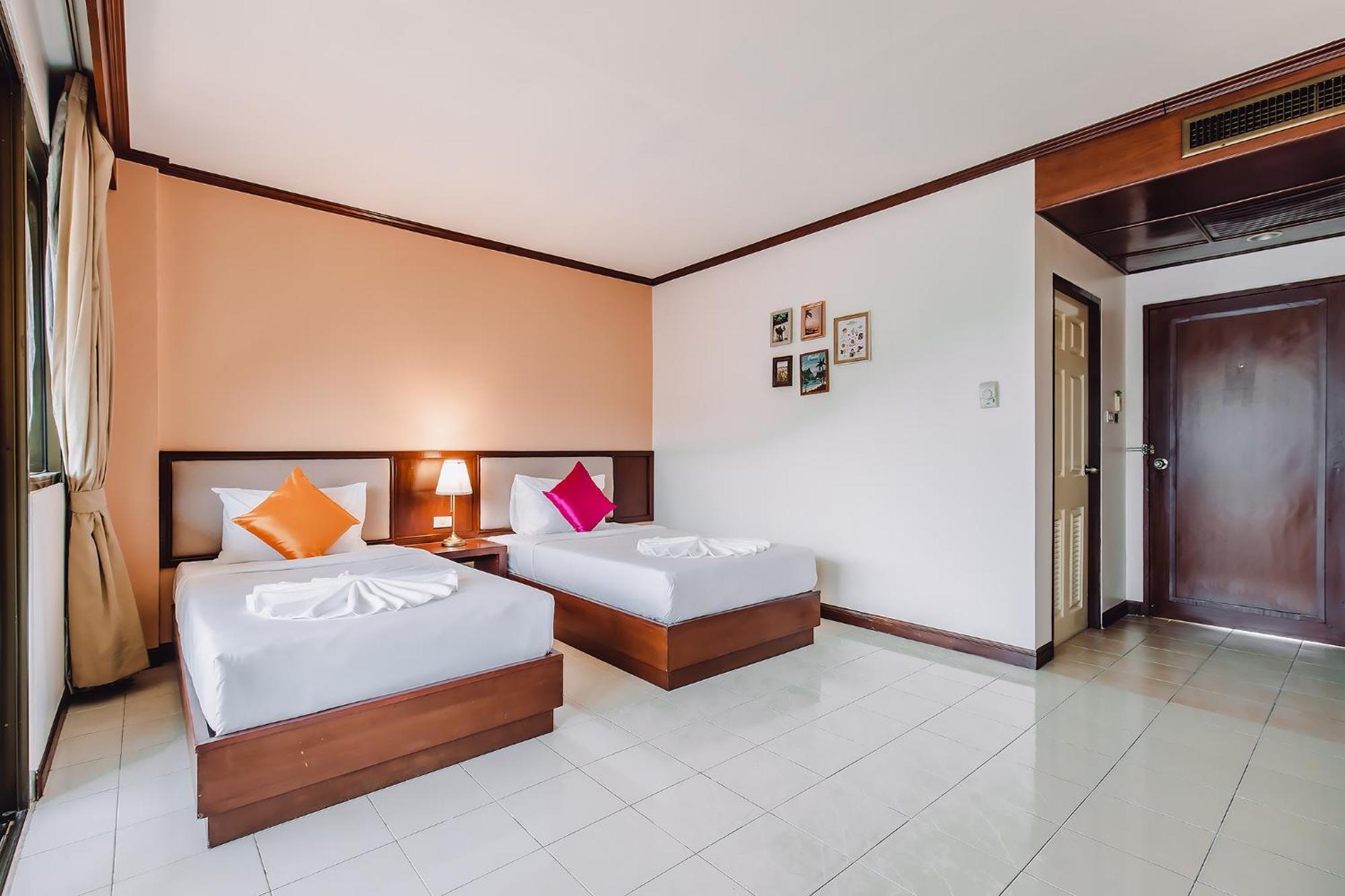 Bauman-Ville Hotel Patong Экстерьер фото