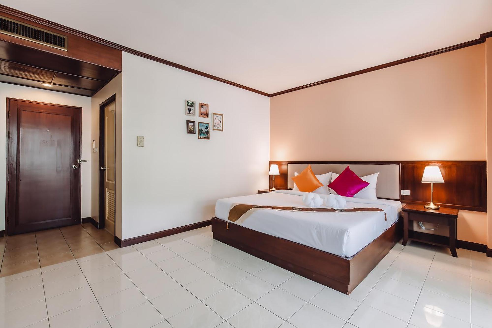 Bauman-Ville Hotel Patong Экстерьер фото