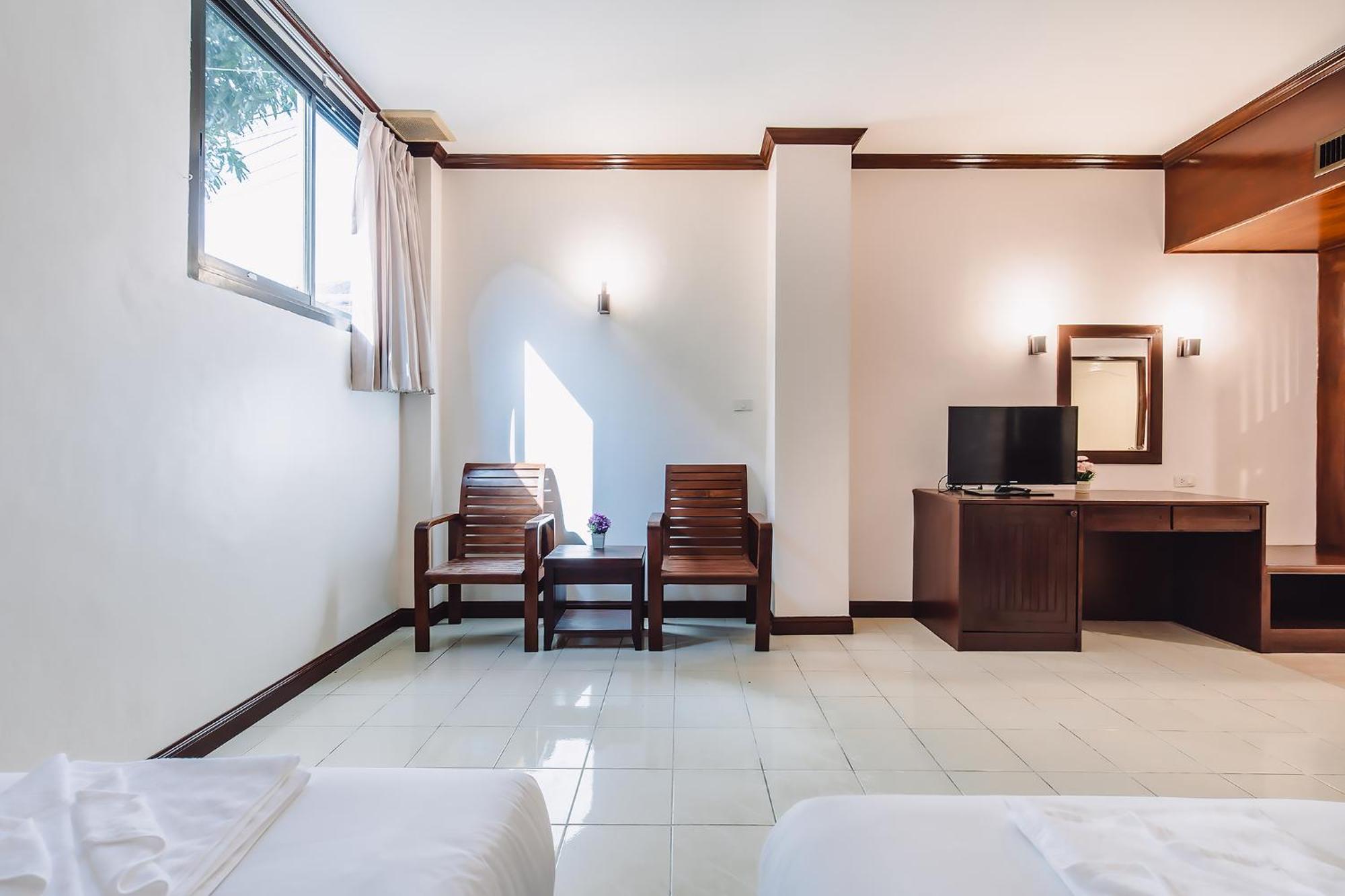 Bauman-Ville Hotel Patong Экстерьер фото